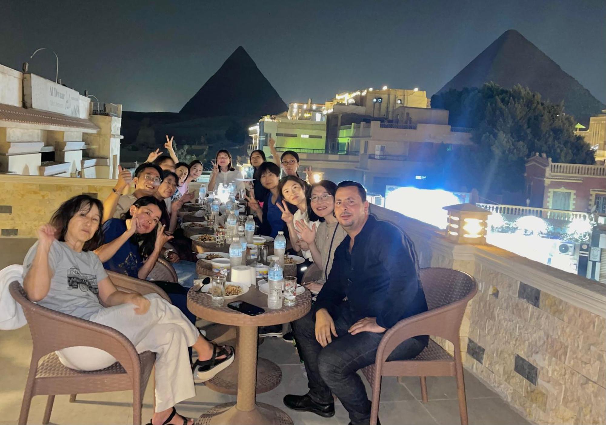 King Ali Pyramids View Inn Kafret el-Gabal エクステリア 写真
