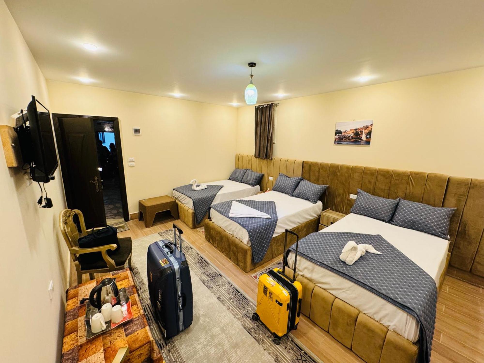 King Ali Pyramids View Inn Kafret el-Gabal エクステリア 写真