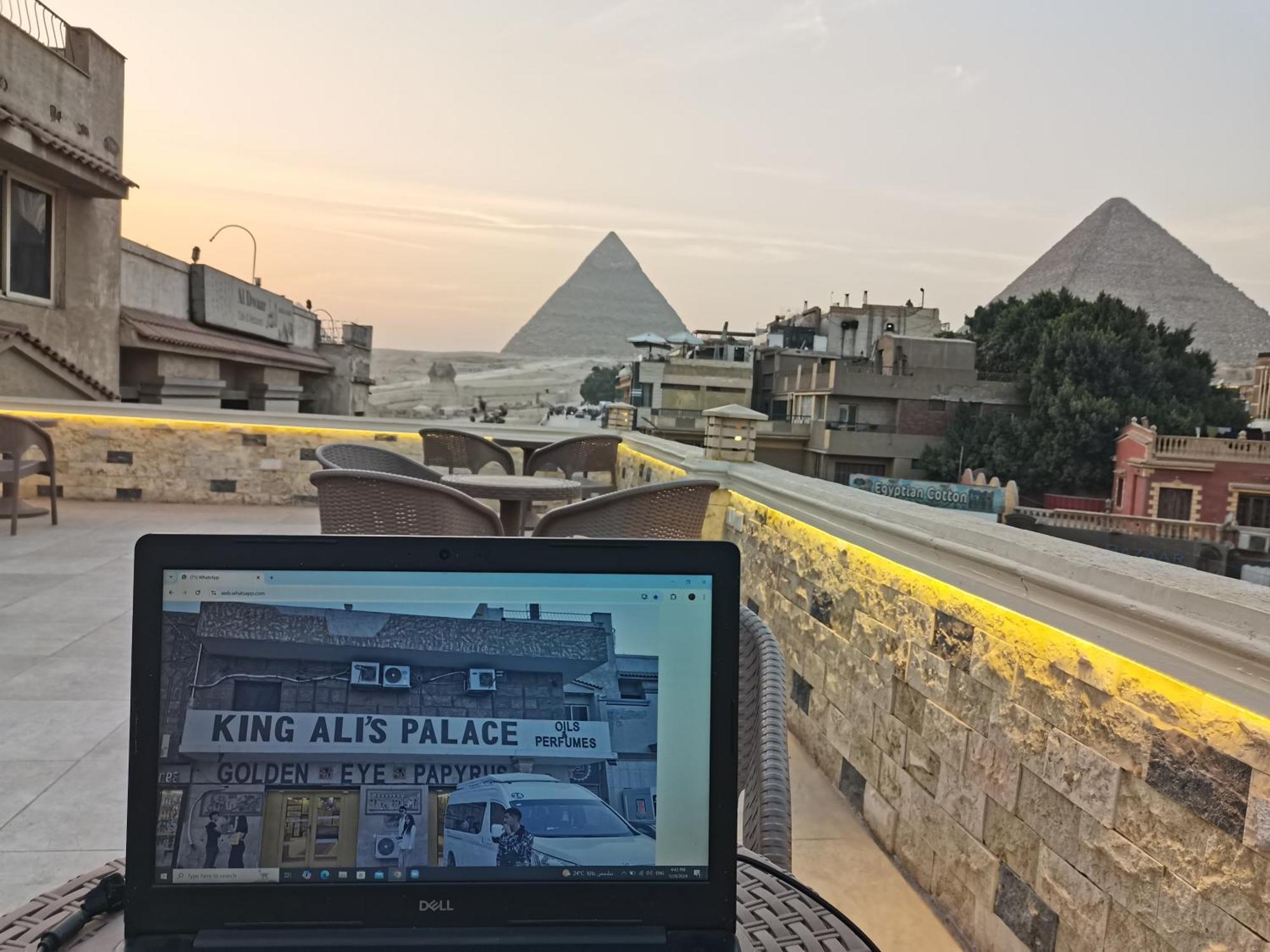 King Ali Pyramids View Inn Kafret el-Gabal エクステリア 写真
