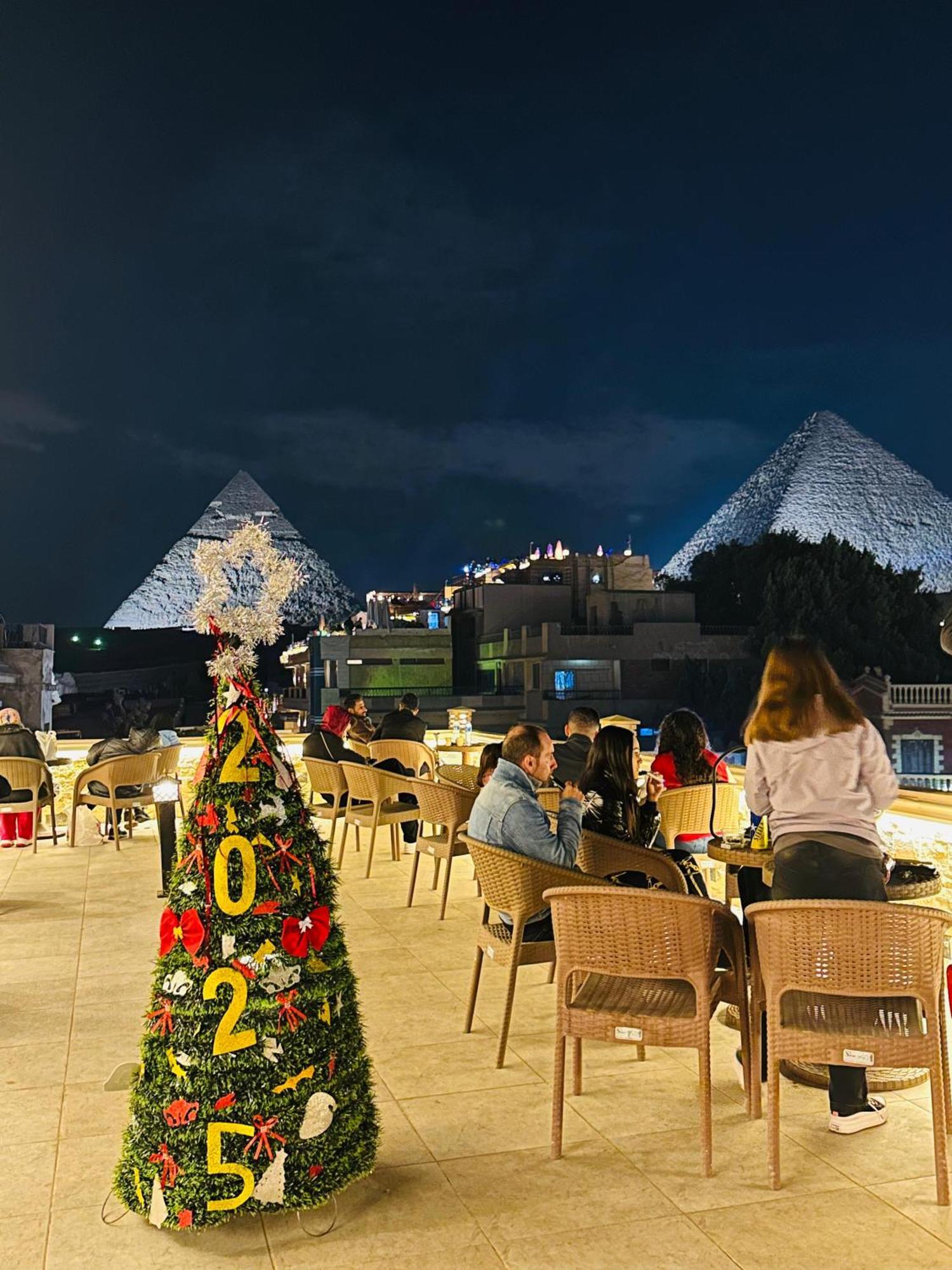 King Ali Pyramids View Inn Kafret el-Gabal エクステリア 写真